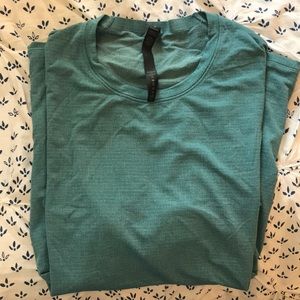 Men's Lululemon in my mind top BRAND NEW WITH TAGS